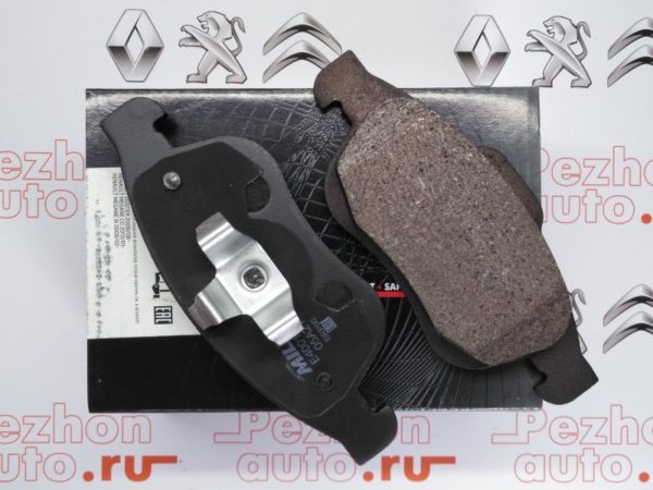 Колодки тормозные передние E400146